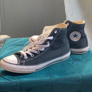 Black and white converse.